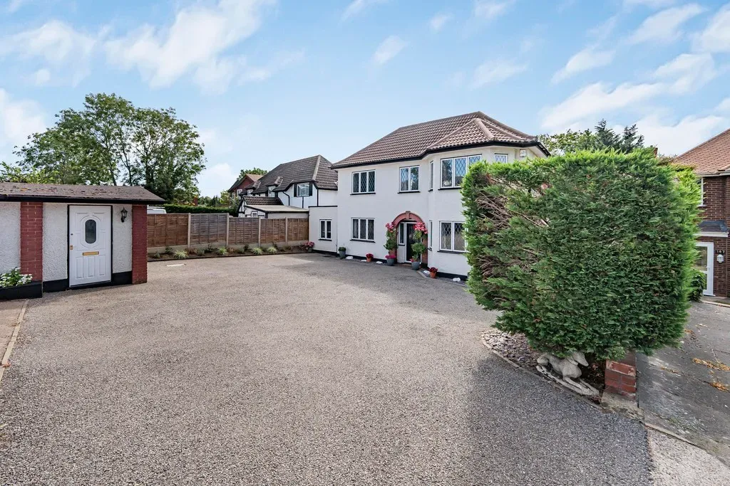Swakeleys Road, Ickenham, UB10, photo 58