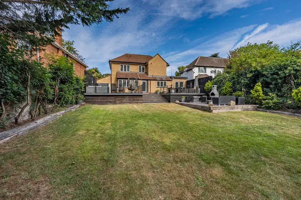 Swakeleys Road, Ickenham, UB10, photo 33