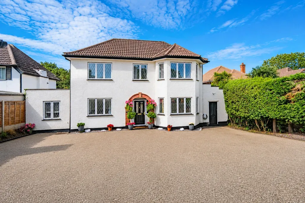 Swakeleys Road, Ickenham, UB10, photo 30