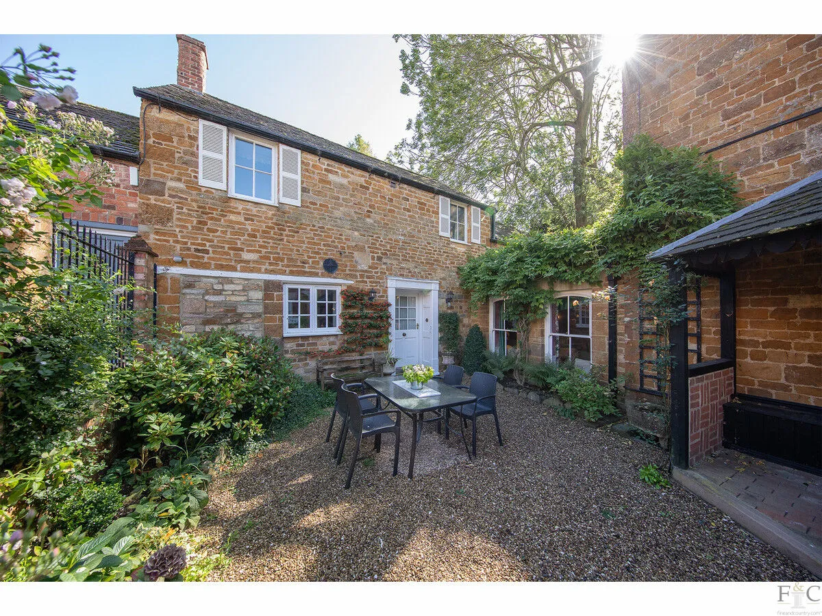 High Street, Great Easton, LE16, photo 2