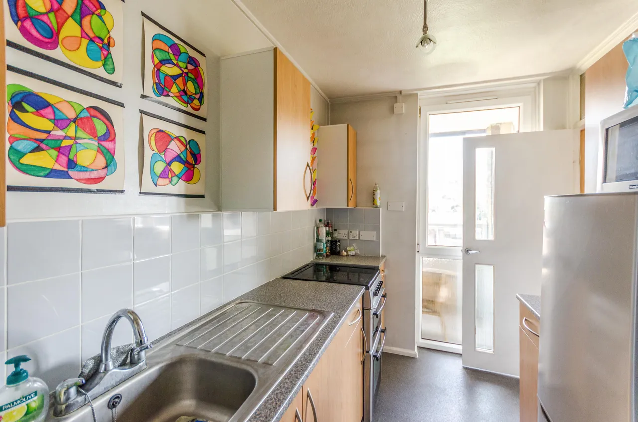 124 Bath Court, St Lukes Estate, Bath Street, London, photo 3