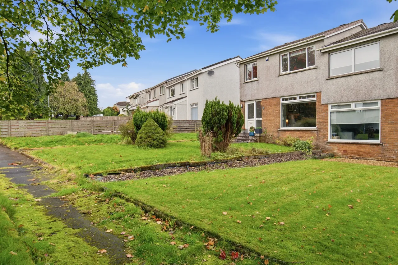 Wickham Avenue, Newton Mearns, photo 14