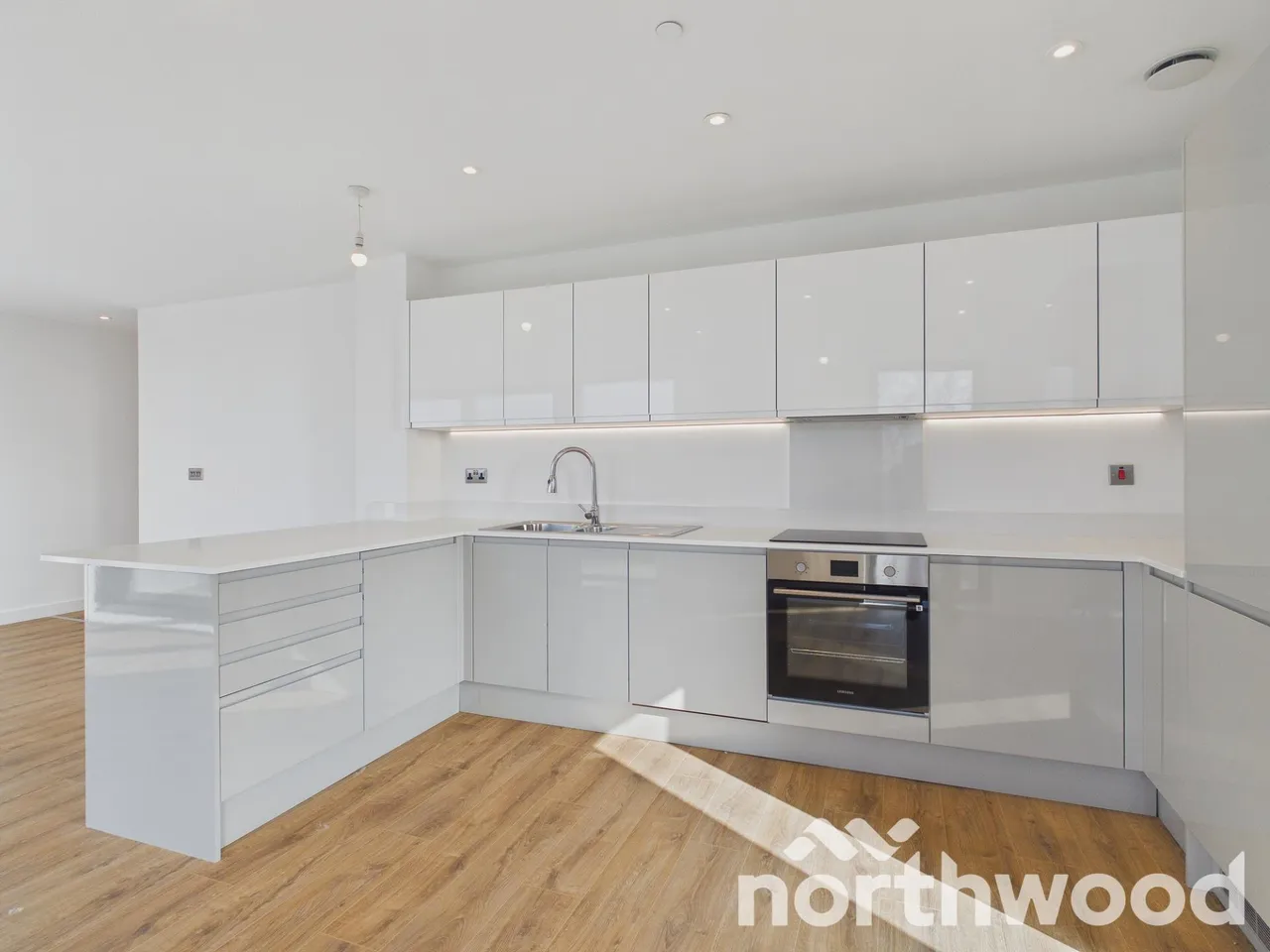 Victoria Road, Ashford, TN23, photo 6