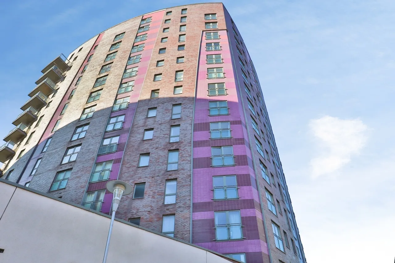 2 bed flat for sale — Cross Green Lane, LEEDS, West Yorkshire, LS9