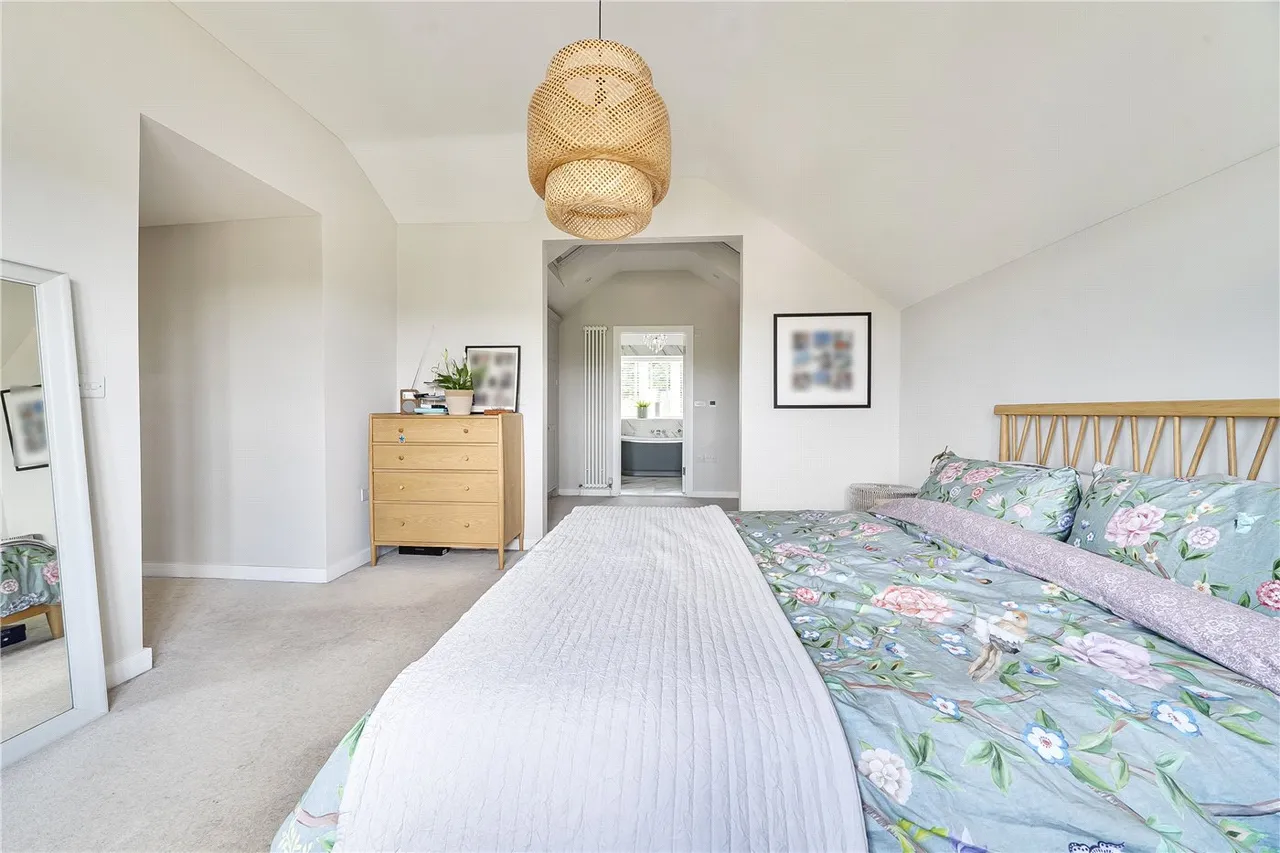 Ducks Meadow, Marlborough, Wiltshire, SN8, photo 7