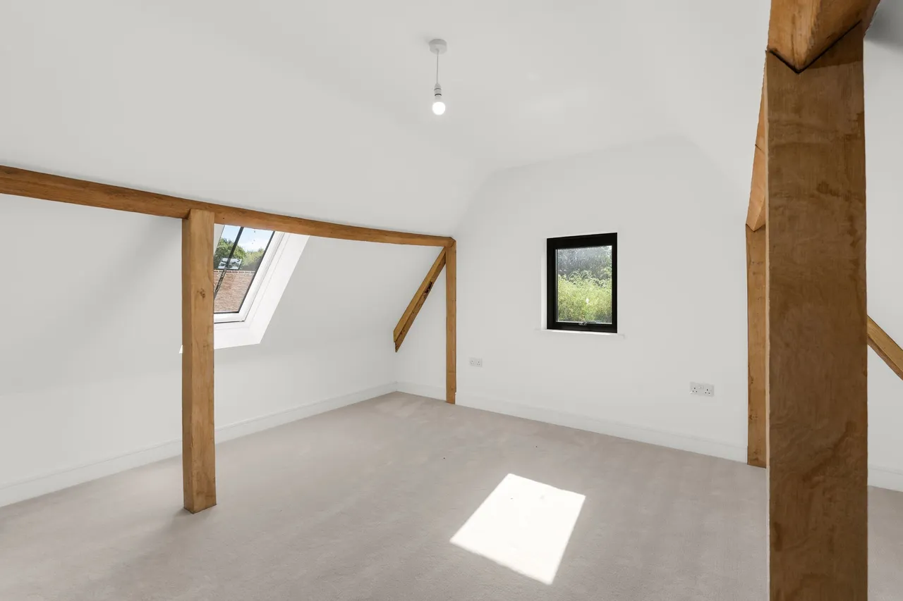 Dunmow Road, Hatfield Heath, CM22, photo 17