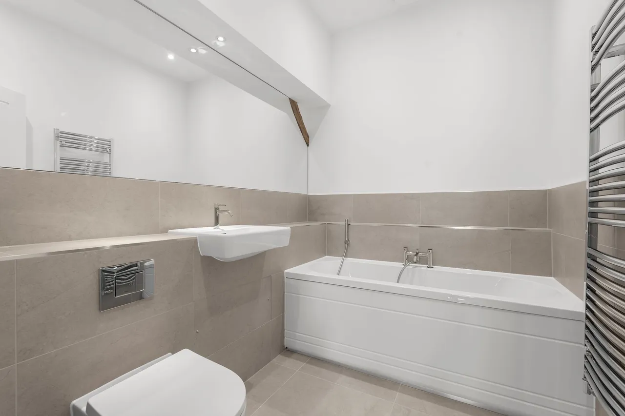 Dunmow Road, Hatfield Heath, CM22, photo 14