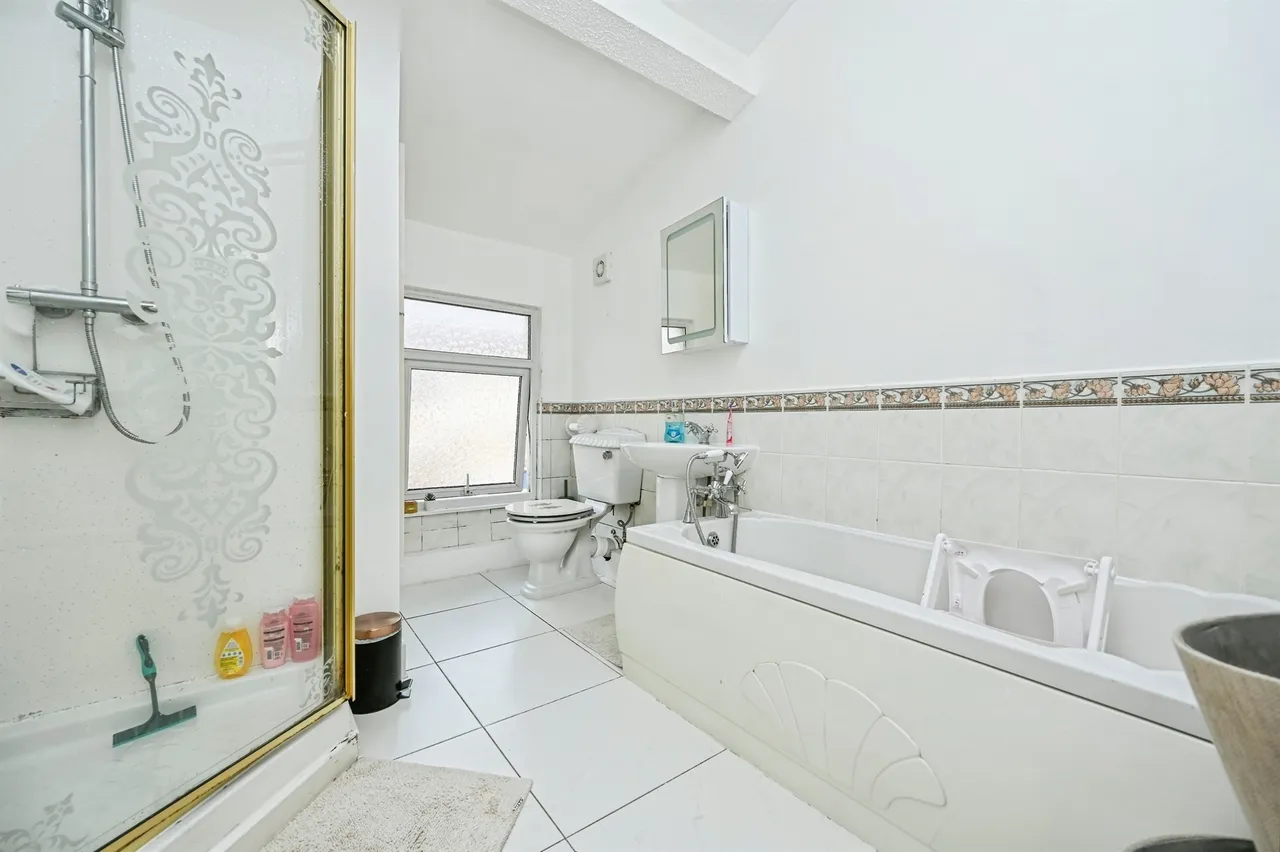 Lyon Street, Liverpool, L19, photo 9