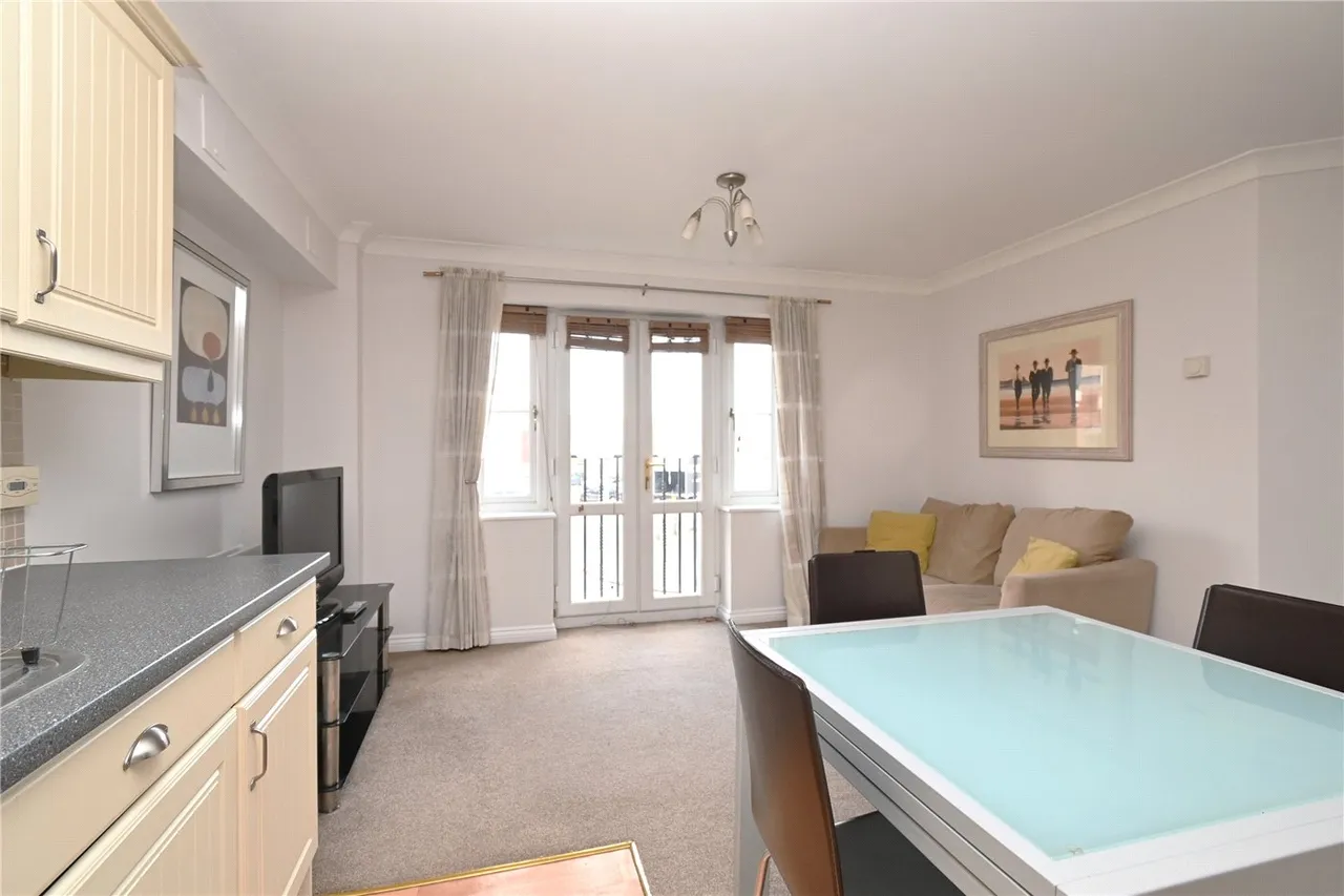 Spring House, Sarum Hill, RG21, photo 5