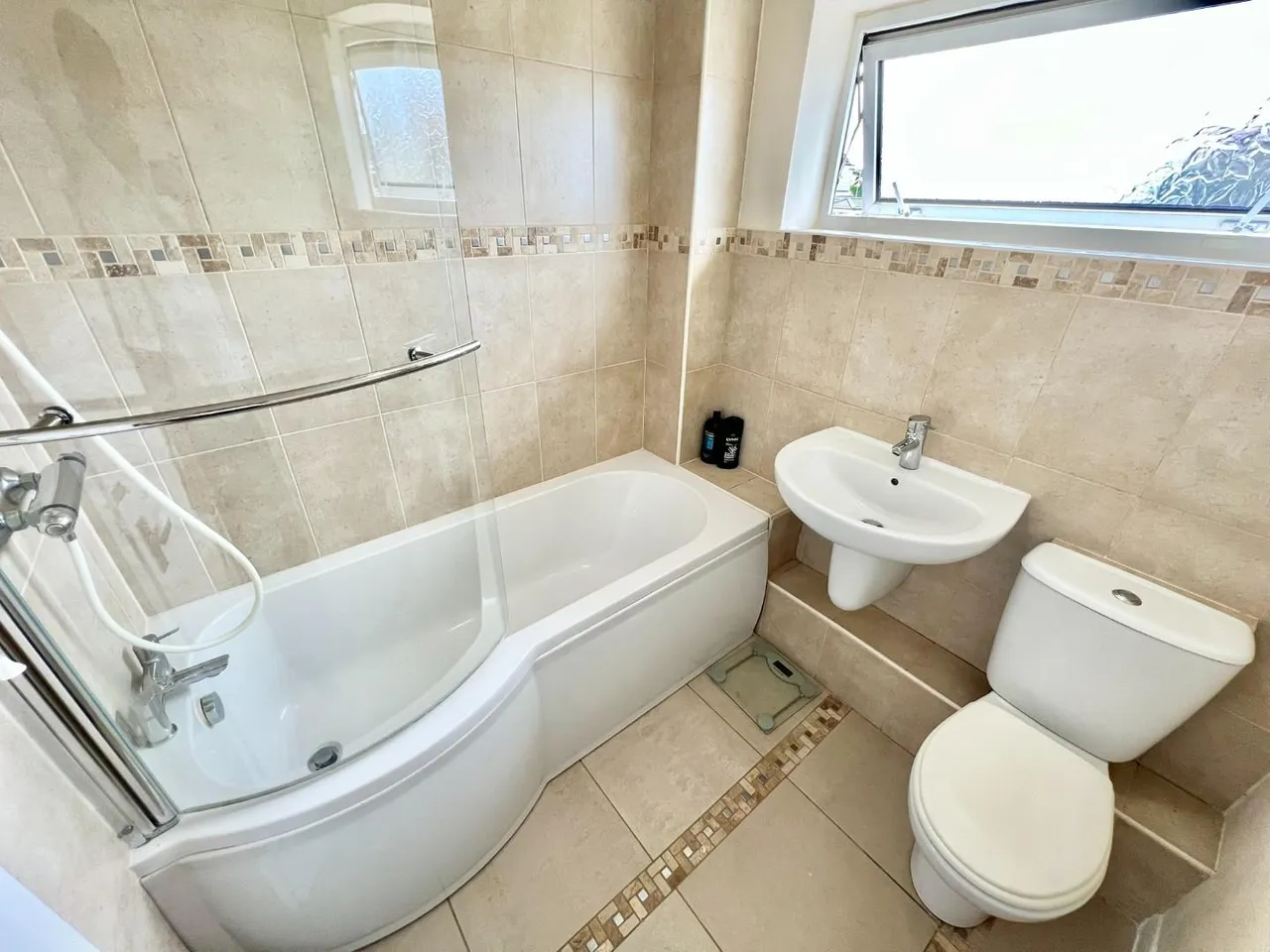 Corscombe Close, Ferryhill, DL17, photo 15