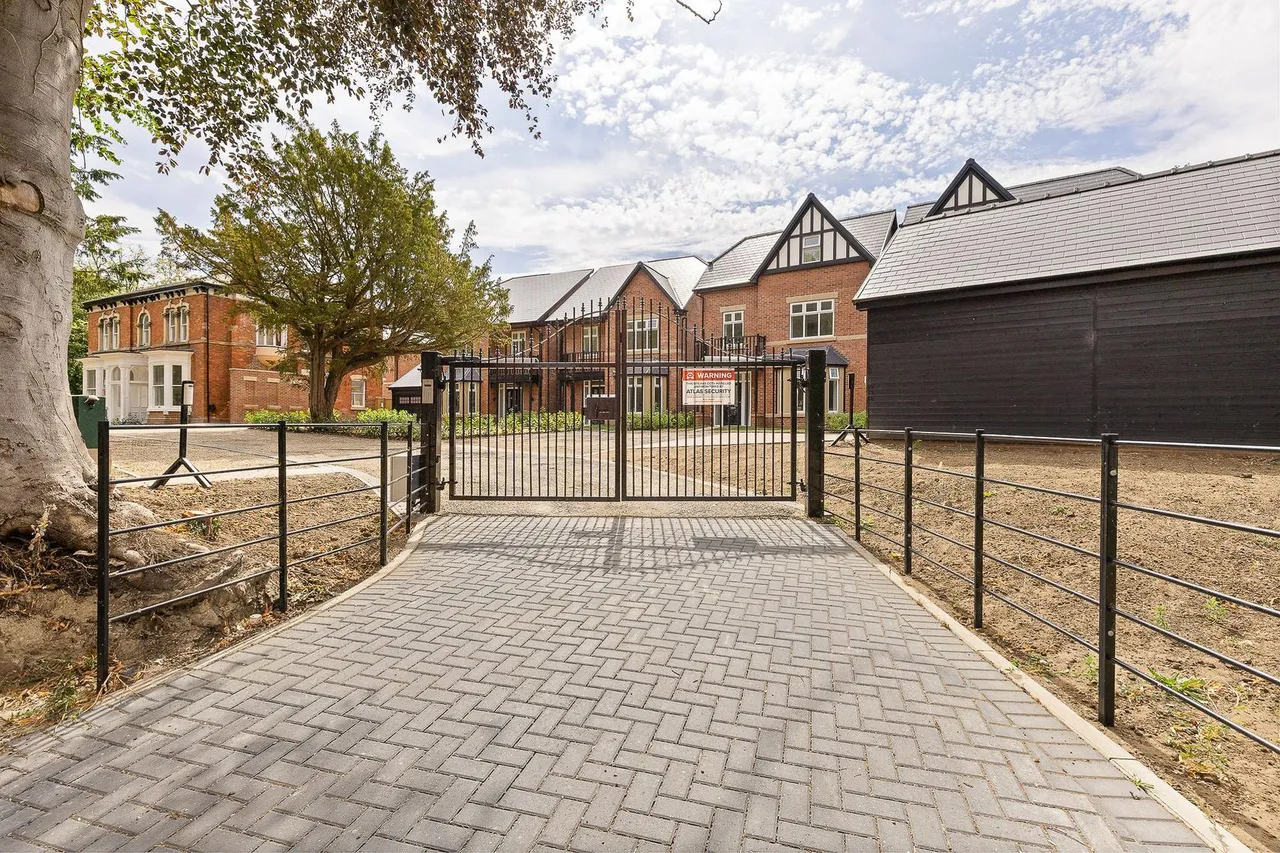 Abbey Road, Grimsby, DN32, photo 31