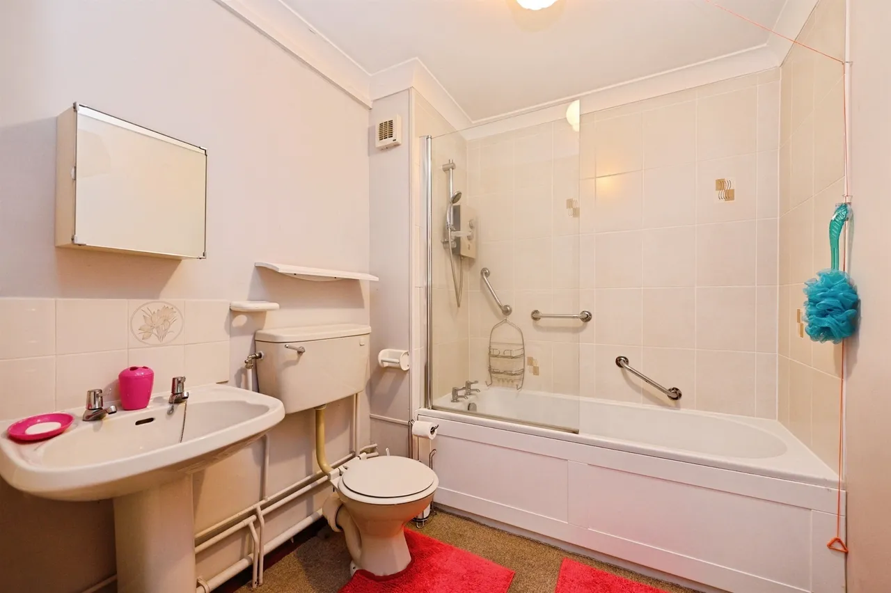 Lavender Court, Gaywood, King's Lynn, photo 10