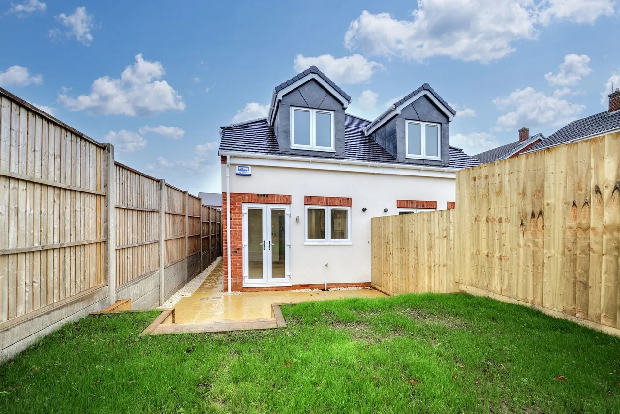 Plot 8 Croft Mews, Off Croft Mead Nuneaton CV10, photo 6