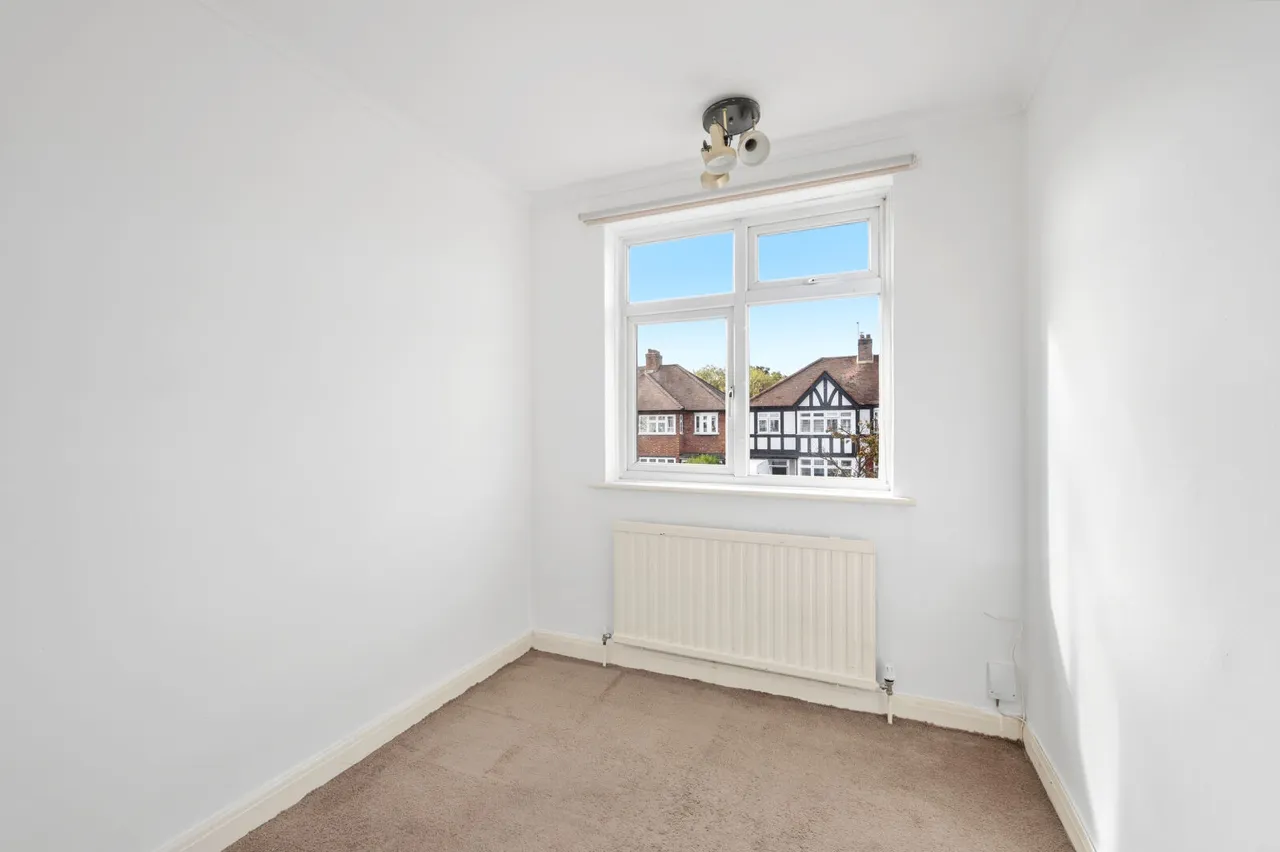 Springfield Avenue, Raynes Park, SW20, photo 11