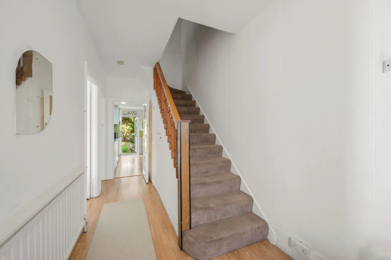Springfield Avenue, Raynes Park, SW20, photo 5