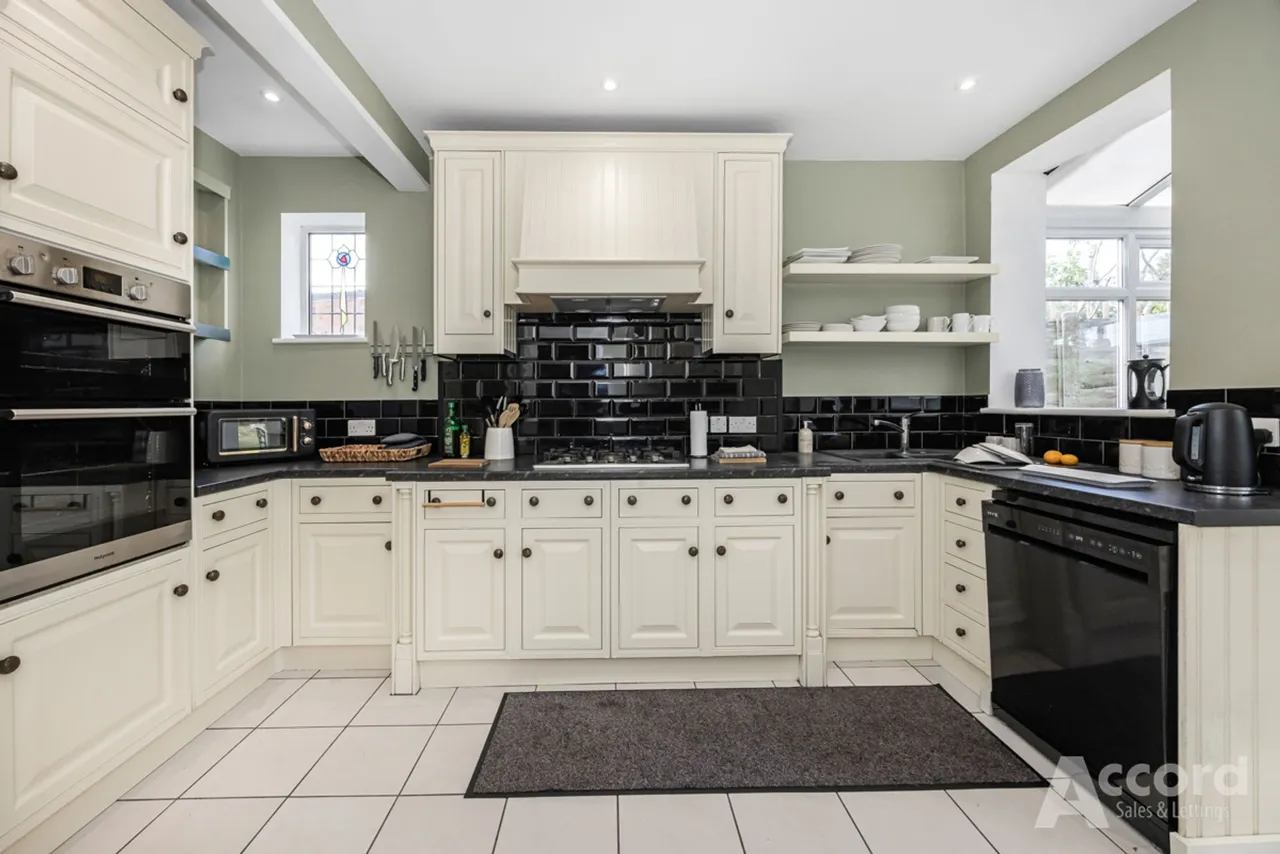Mawney Road, Romford, RM7, photo 27