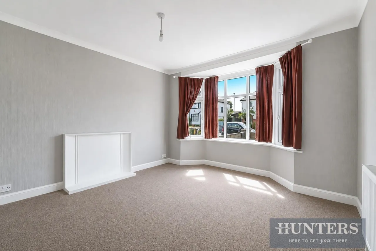 Courtenay Road, Worcester Park., photo 5