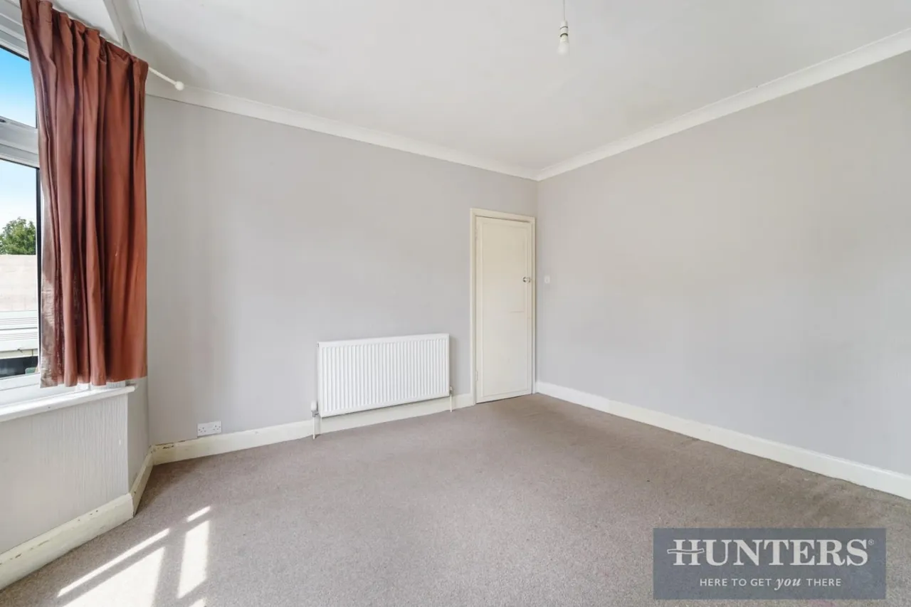 Courtenay Road, Worcester Park., photo 8