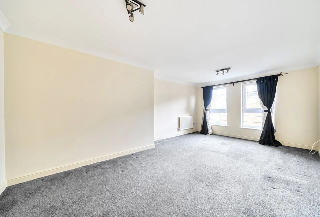 Chatham House, Surrey, 10 Melbourne Road, SM6 8SB, photo 5