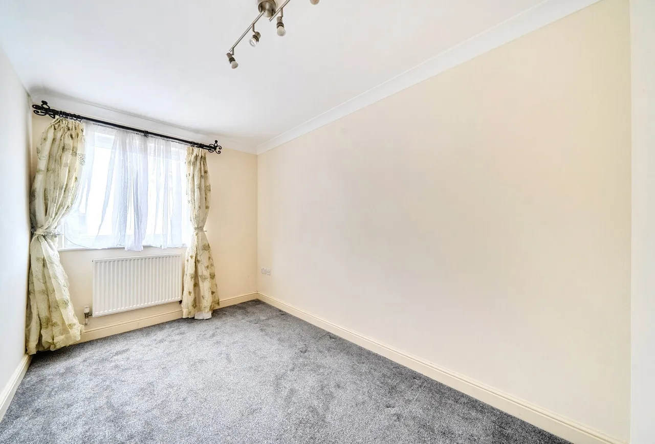 Chatham House, Surrey, 10 Melbourne Road, SM6 8SB, photo 6