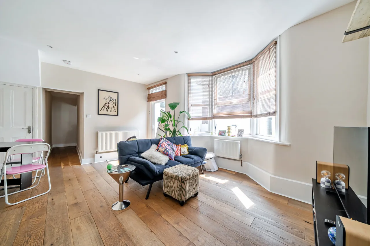 2 bed flat for sale — Cheltenham Road, Nunhead, London, SE15