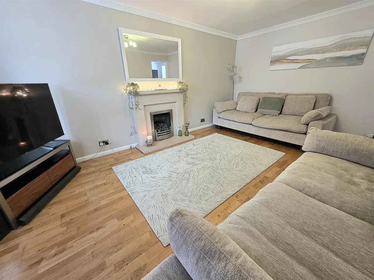 East Avenue, Heald Green, photo 10