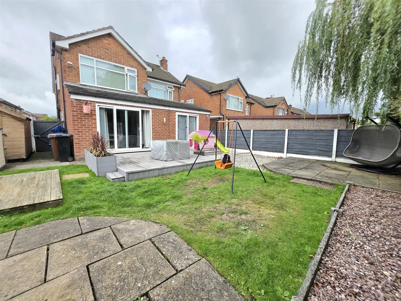 East Avenue, Heald Green, photo 18