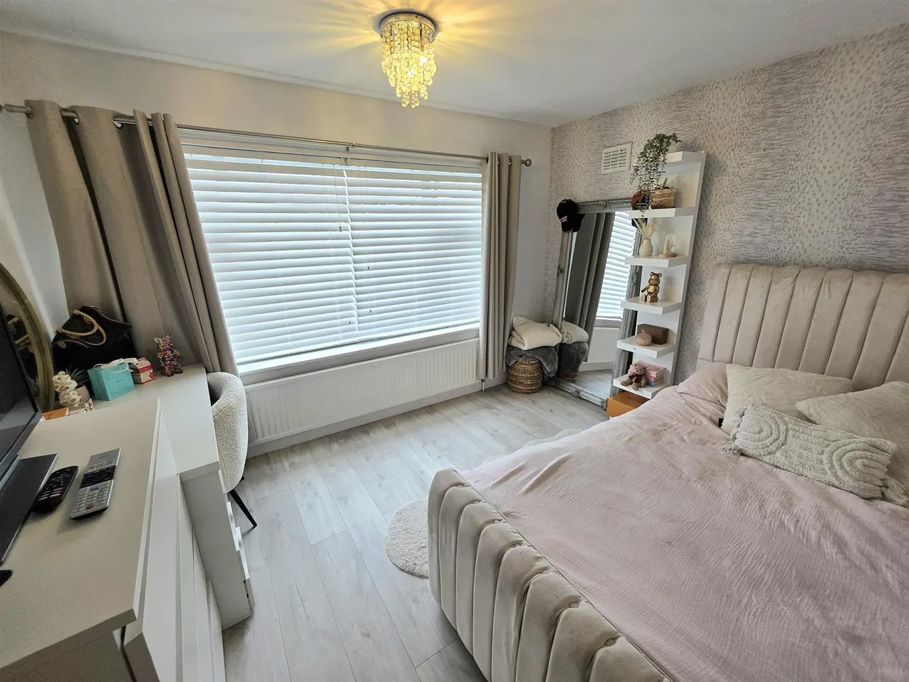 East Avenue, Heald Green, photo 14