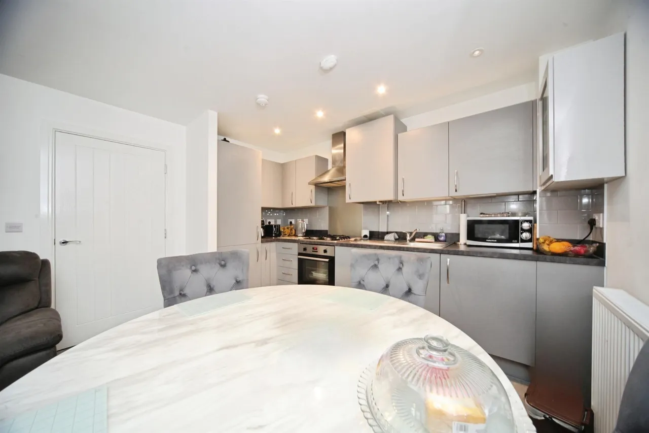Holly Lane, Houghton Regis, LU5, photo 8