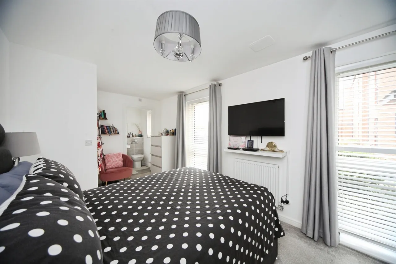 Holly Lane, Houghton Regis, LU5, photo 10