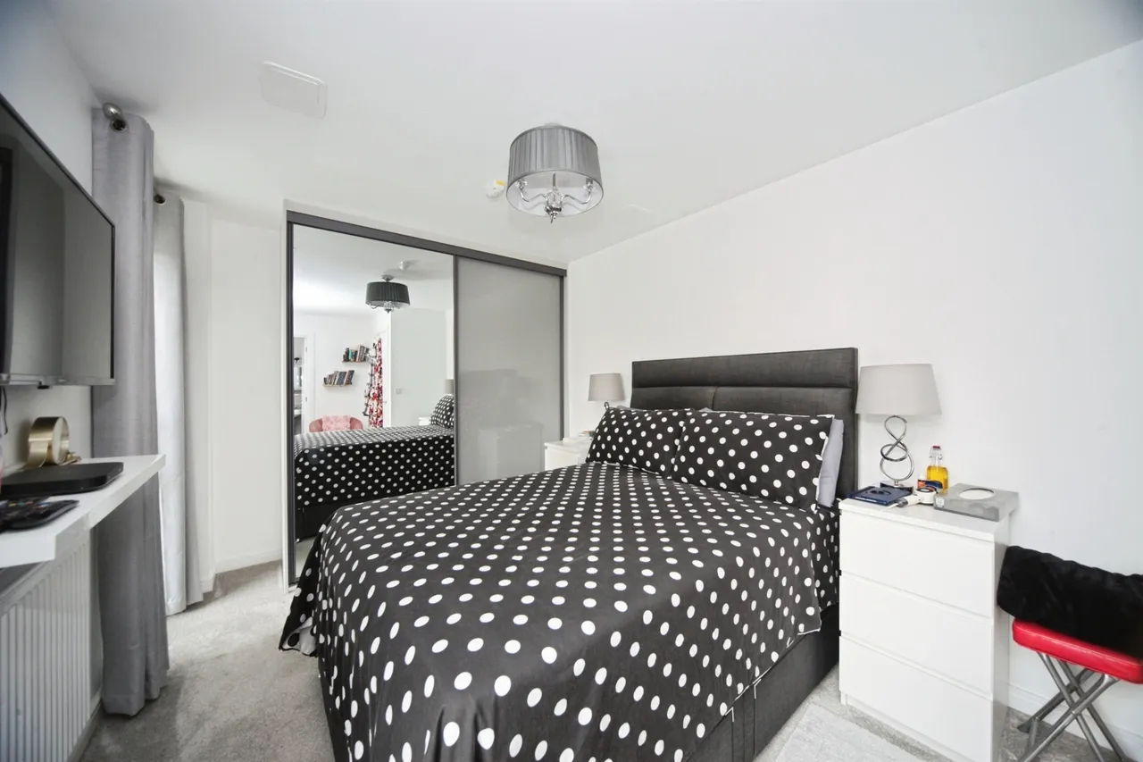 Holly Lane, Houghton Regis, LU5, photo 9
