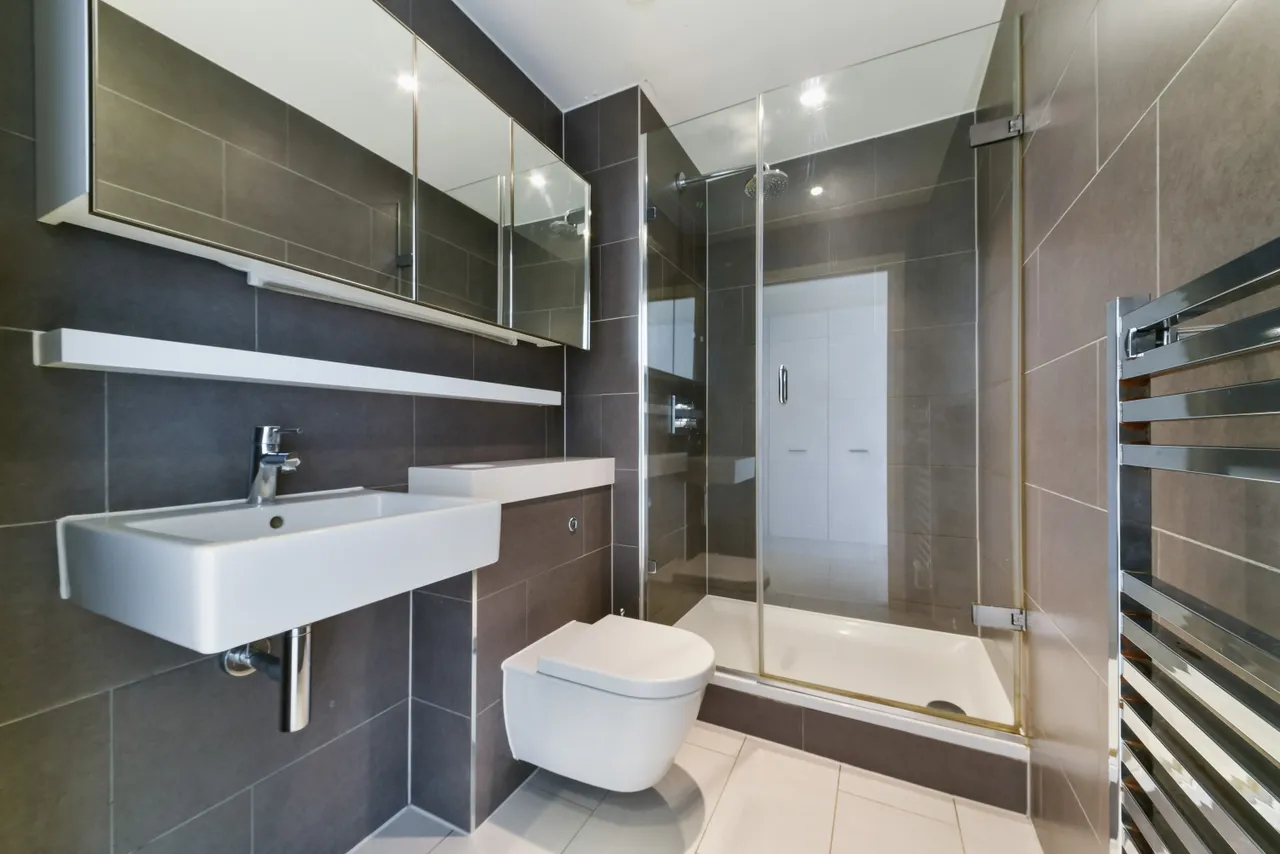 Cordage House, 15 Cobblestone Square, Wapping, London, E1W, photo 7