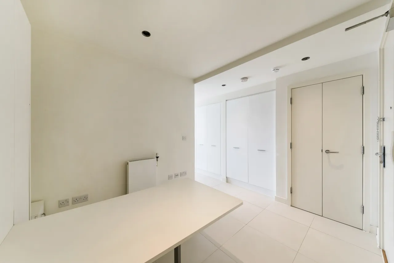 Cordage House, 15 Cobblestone Square, Wapping, London, E1W, photo 6