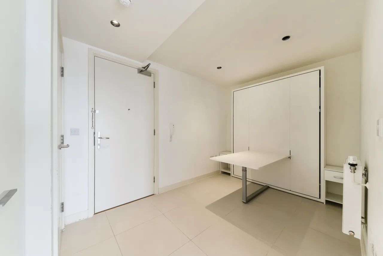Cordage House, 15 Cobblestone Square, Wapping, London, E1W, photo 5