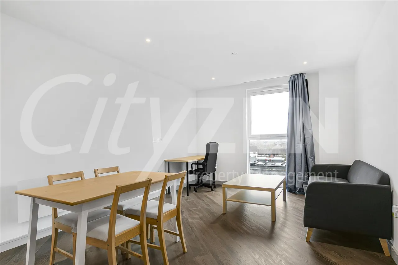 Eden Grove, Staines-Upon-Thames, TW18, photo 9
