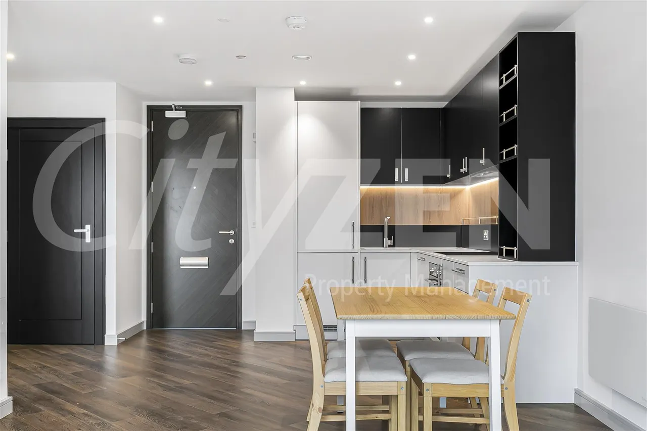 Eden Grove, Staines-Upon-Thames, TW18, photo 6