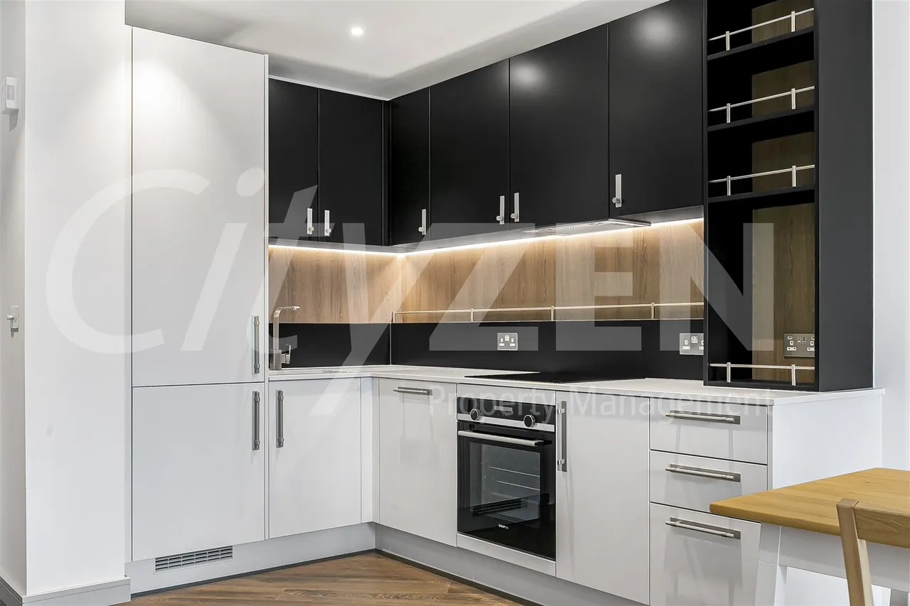Eden Grove, Staines-Upon-Thames, TW18, photo 5