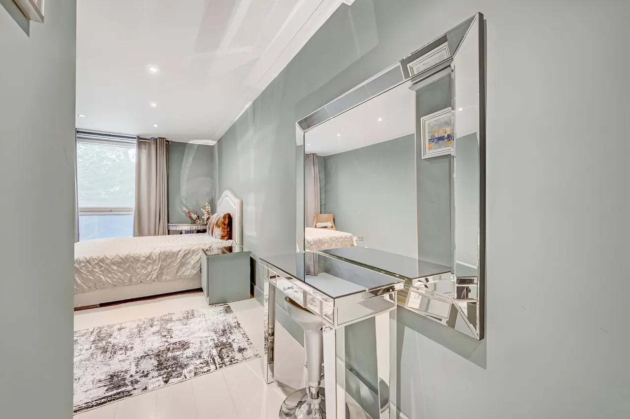 20 Queens Terrace, London, NW8, photo 2