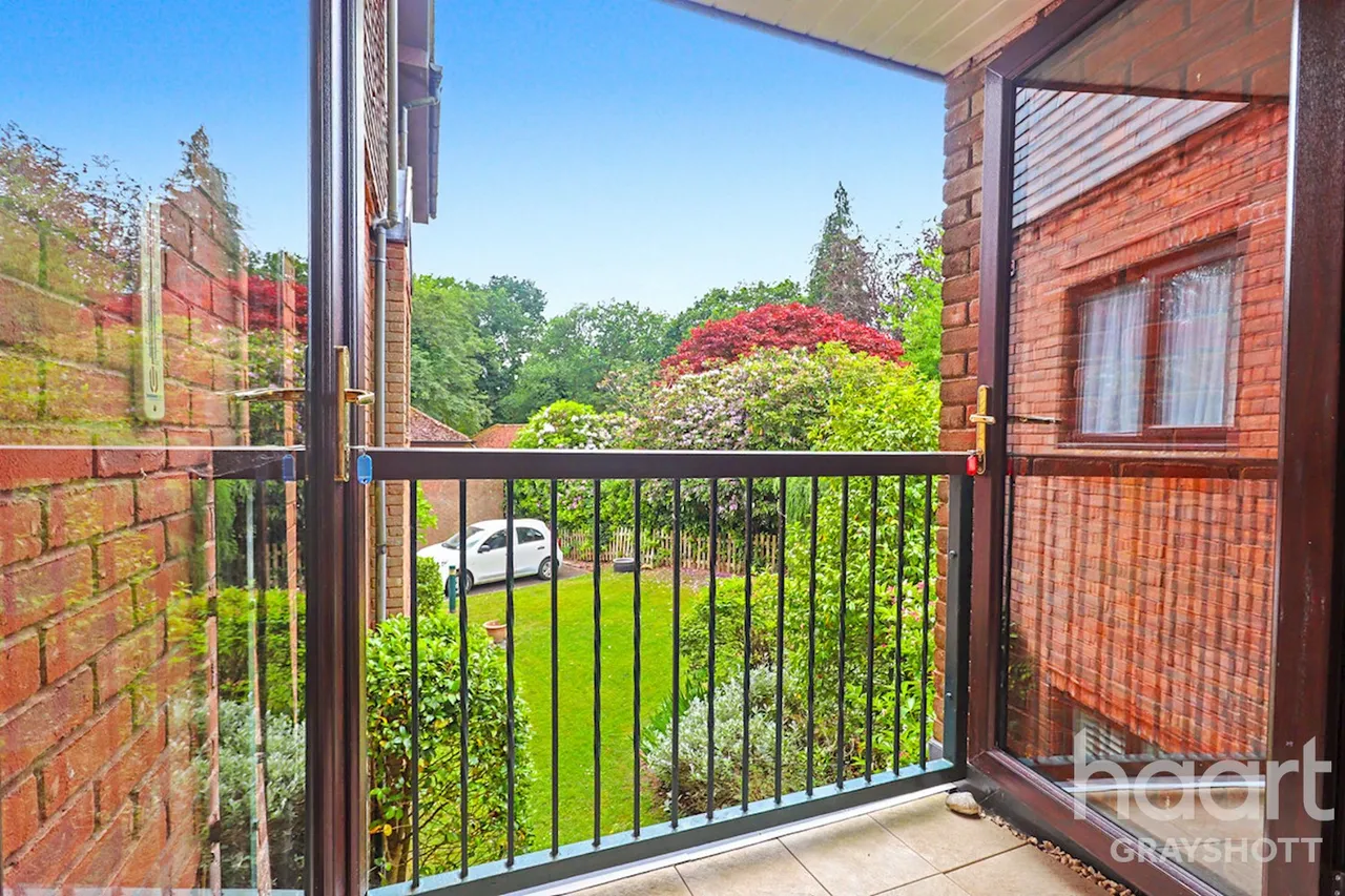Crossways Road, Hindhead, GU26, photo 4