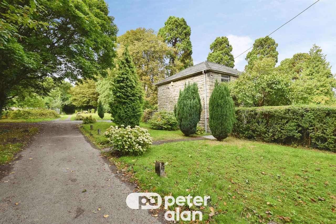 Cemetery Road, Aberdare, CF44, photo 21