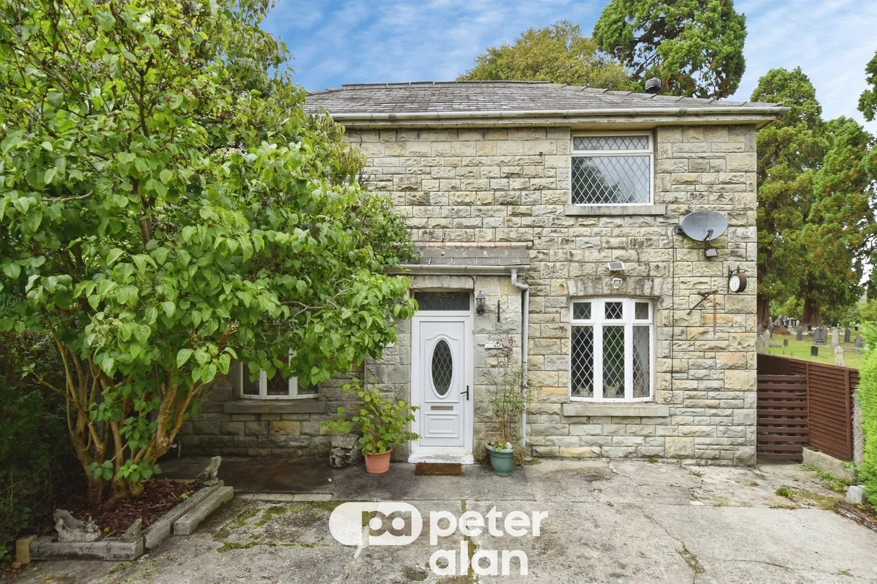 3 bed house for sale, Cemetery Road, Aberdare, CF44