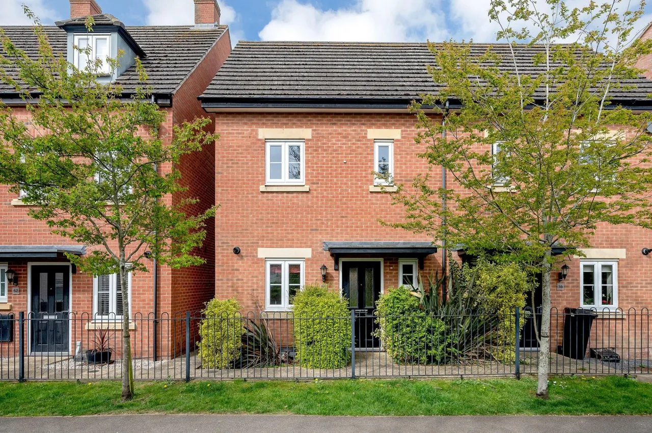 3 bed house for sale, Coleridge Way, Oakham, LE15