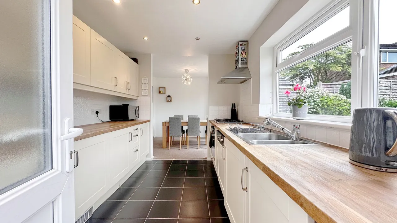 Charlecote Road, Stockport, photo 11