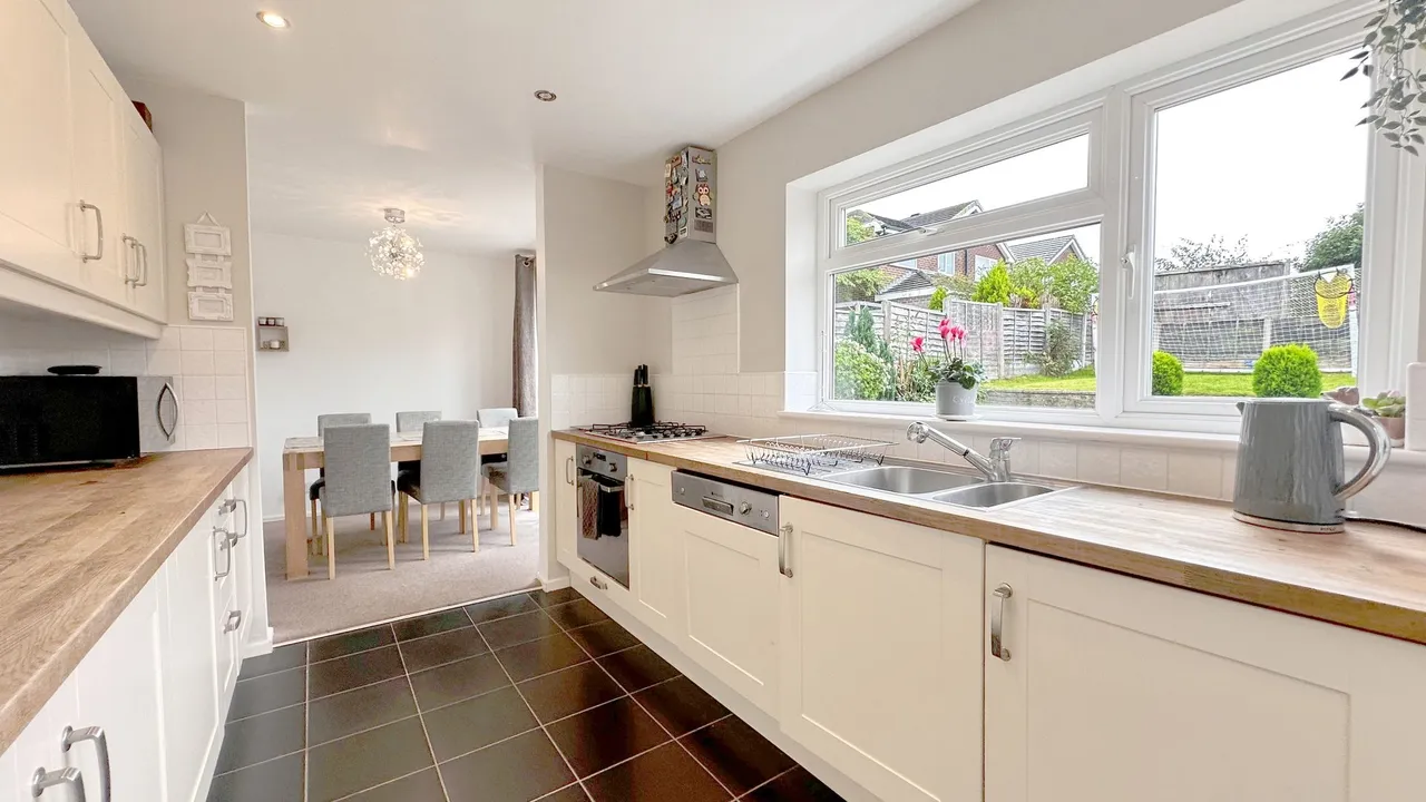 Charlecote Road, Stockport, photo 13
