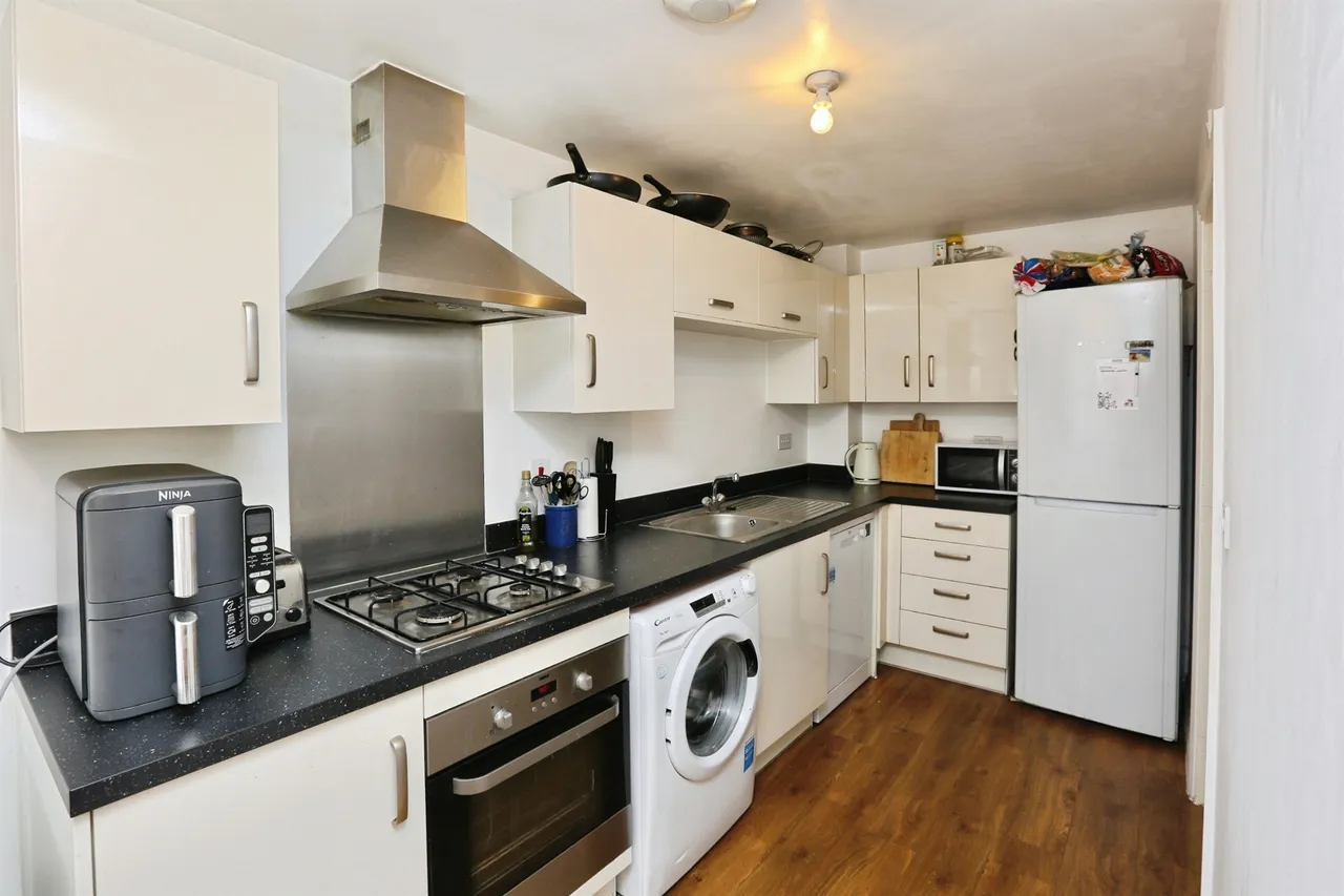 Ashton Gardens, Eastleigh, photo 3