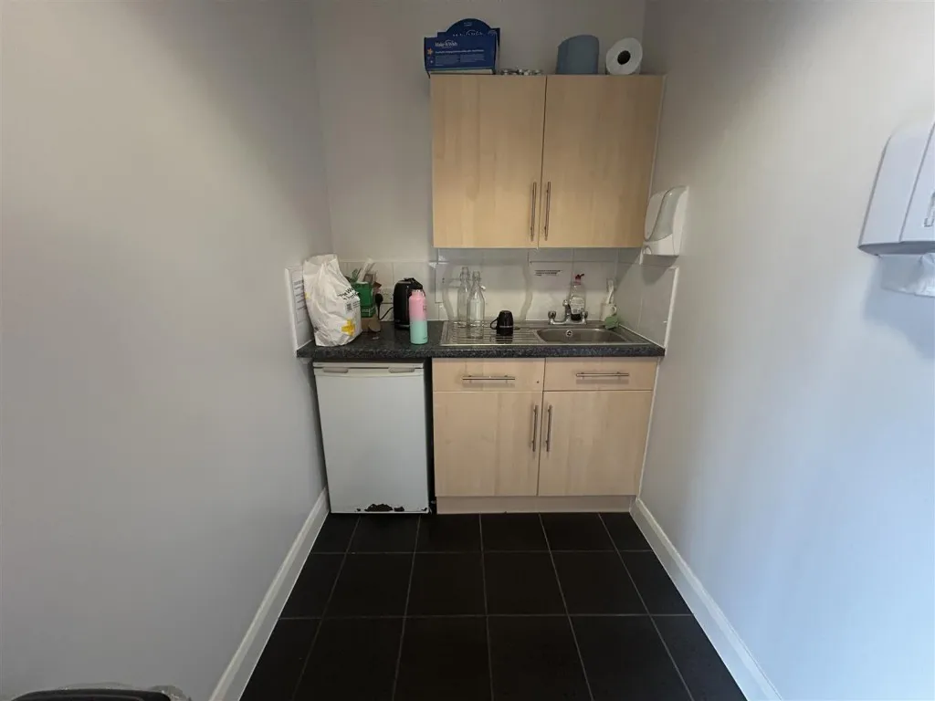 16 Middle Bridge Business Park, Portis Fields, Bristol Road, Portishead, BS20 6PN, photo 5