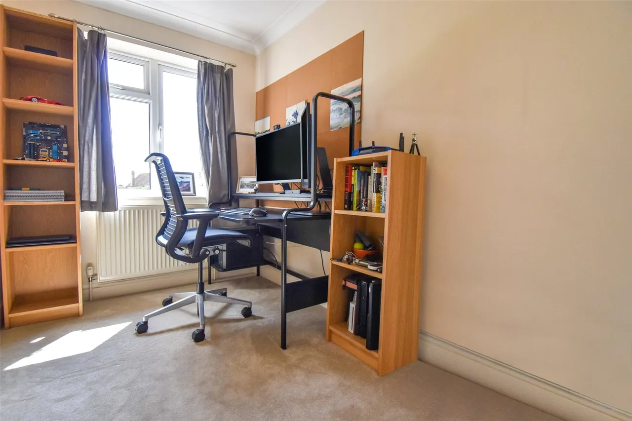 Elston Road, Aldershot, Hampshire, GU12 4HZ, photo 20