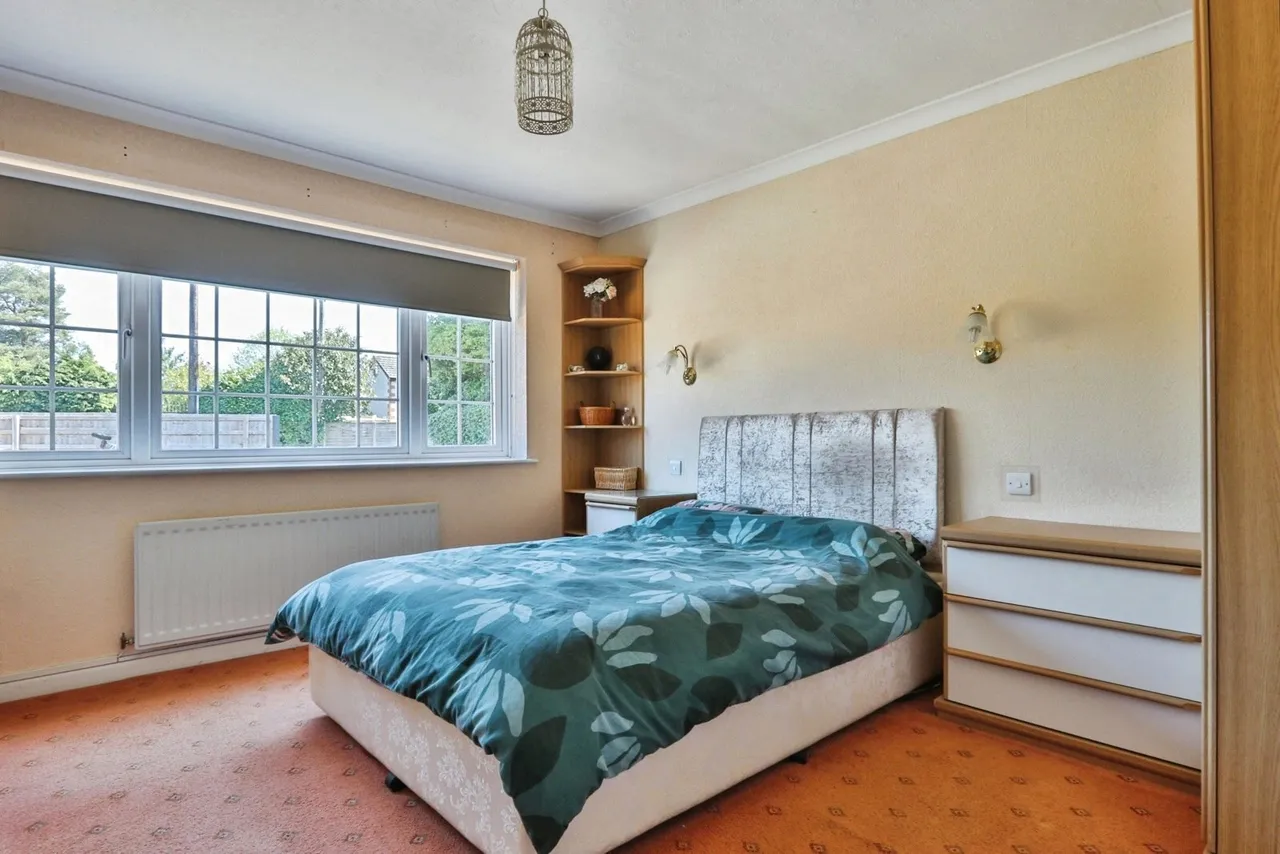 Braeside Road, St. Leonards, BH24, photo 12