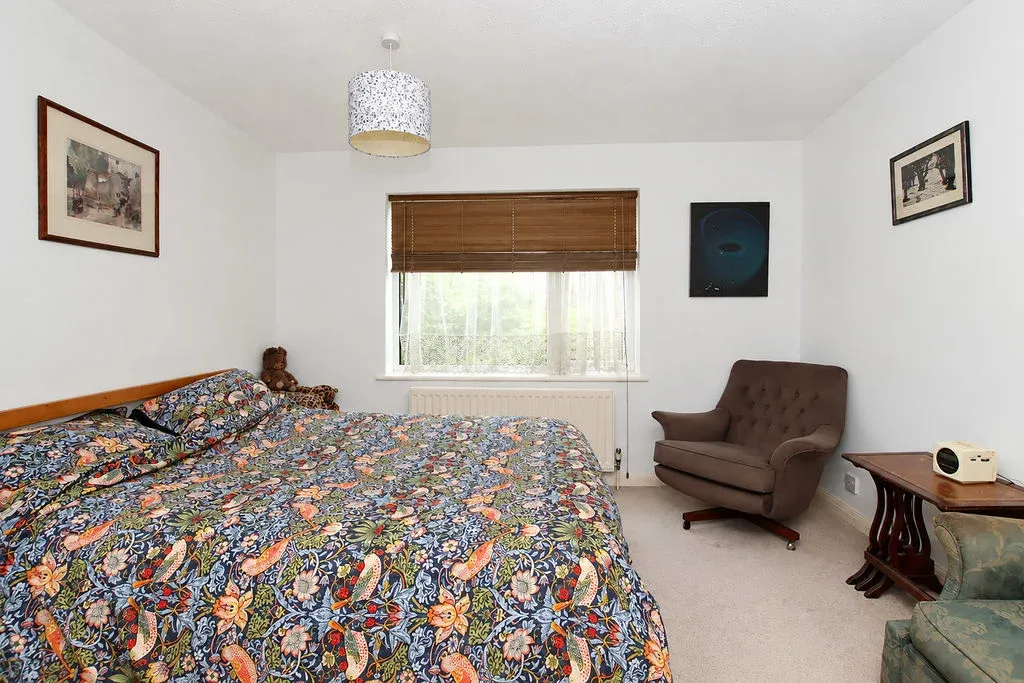 Ashley Close, Cheddington, LU7, photo 8