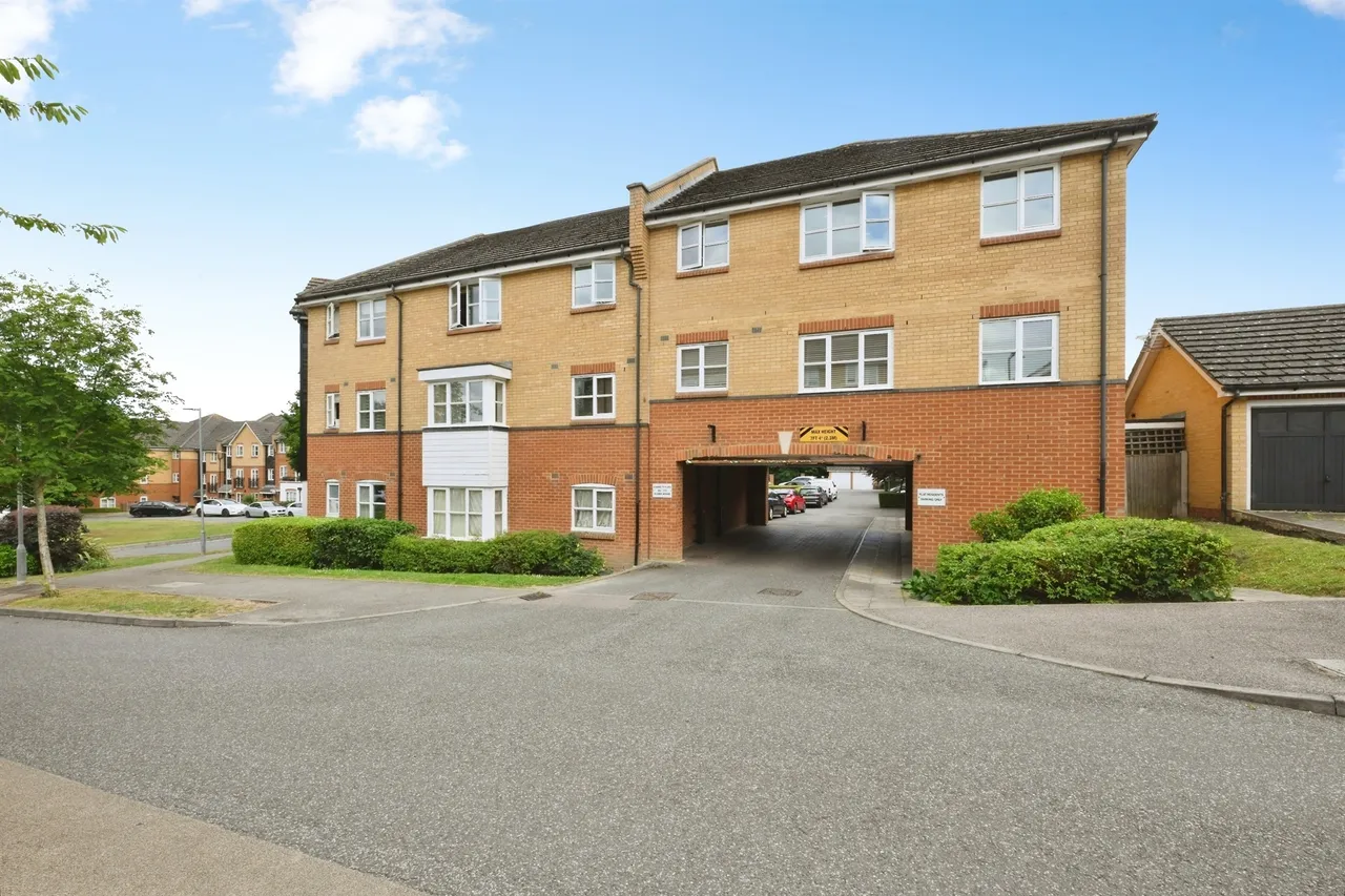 Plomer Avenue, Hoddesdon, photo 9